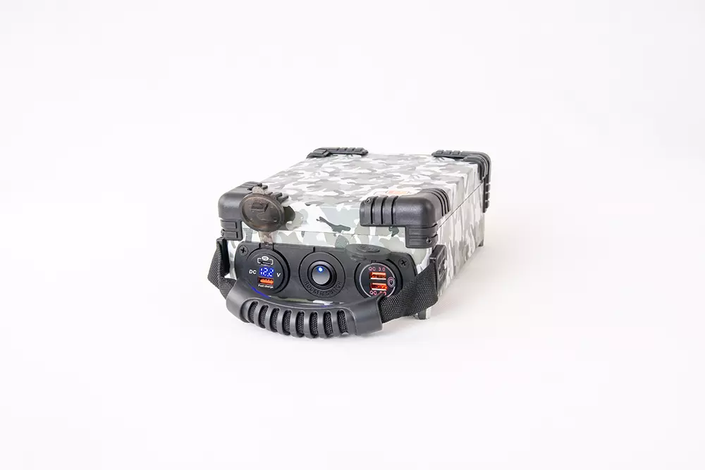 PWRB-2 Powerbanka 12,8V 126 000 mAh 4,2V PWRB-2 Powerbanka 12,8V 126 000 mAh 4,2V